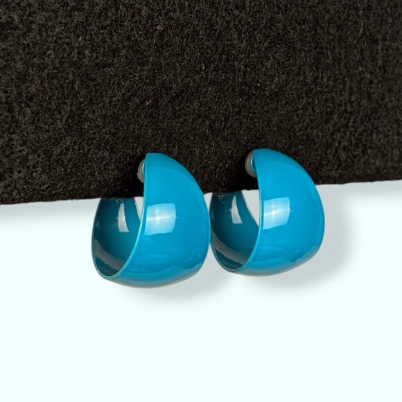 (2/$20) Blue Wide Open Hoop Earrings - Picture 2 of 5